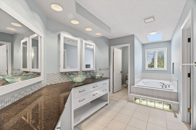 1972 Fox Valley Drive SW, Rochester, MN 55902