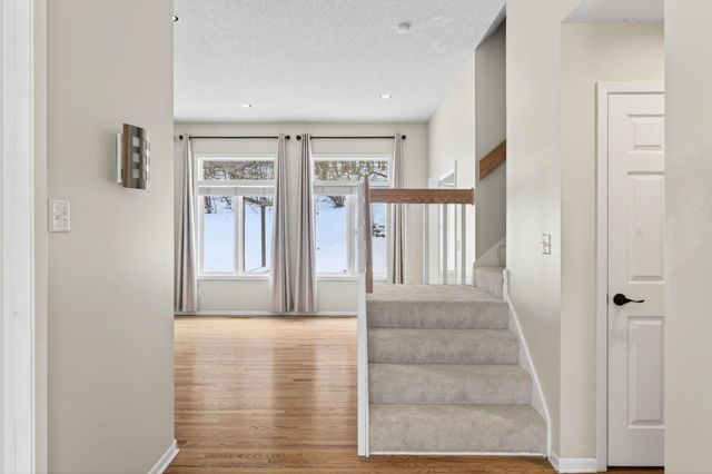 1972 Fox Valley Drive SW, Rochester, MN 55902