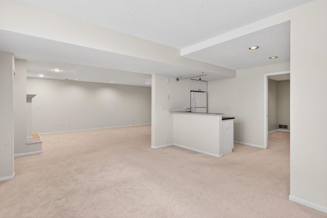 1972 Fox Valley Drive SW, Rochester, MN 55902