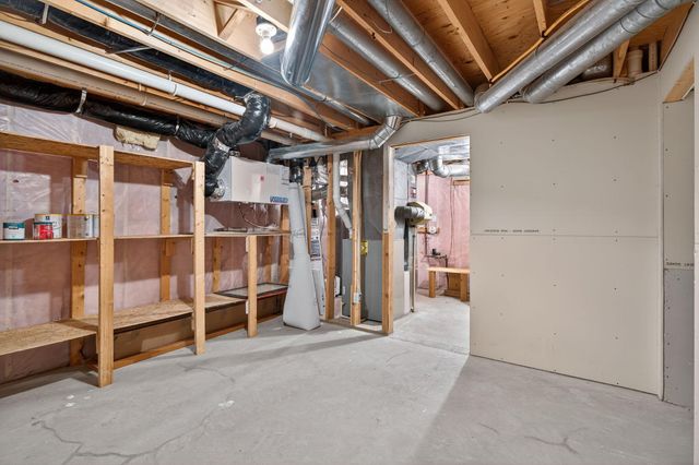 1972 Fox Valley Drive SW, Rochester, MN 55902