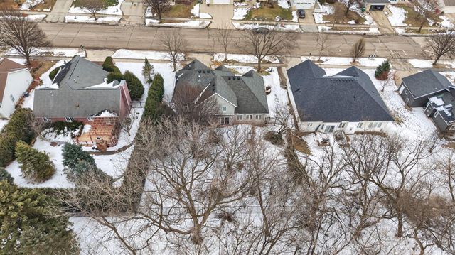 1972 Fox Valley Drive SW, Rochester, MN 55902