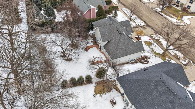 1972 Fox Valley Drive SW, Rochester, MN 55902