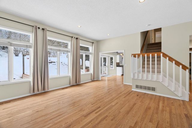 1972 Fox Valley Drive SW, Rochester, MN 55902