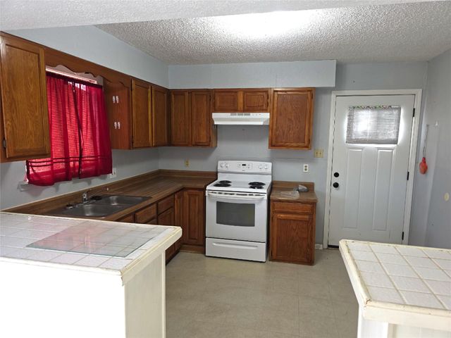 110 Cloverdale LN, Georgetown, TX 78626