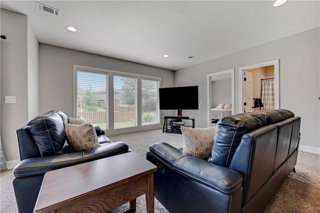 25973 W 143RD Terrace, Olathe, KS 66061
