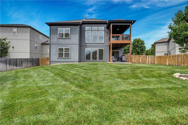 25973 W 143RD Terrace, Olathe, KS 66061