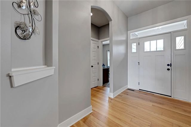 25973 W 143RD Terrace, Olathe, KS 66061