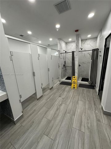 17021 N Bay Rd 116, Sunny Isles Beach, FL 33160