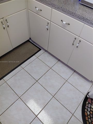 3021 NW 184th St, Miami Gardens, FL 33056