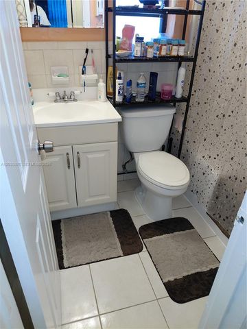 3021 NW 184th St, Miami Gardens, FL 33056