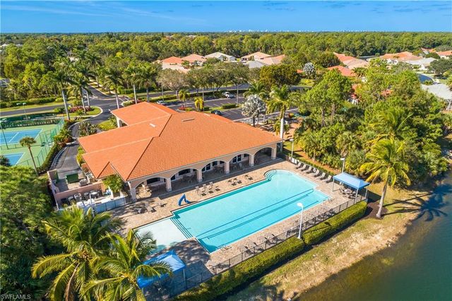7820 Sandpine CT 2304, Naples, FL 34104