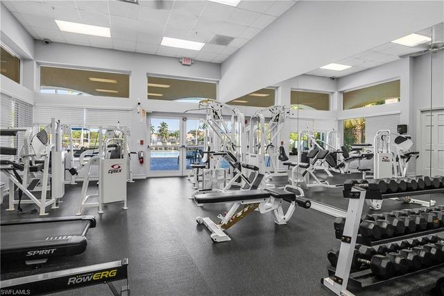 7820 Sandpine CT 2304, Naples, FL 34104
