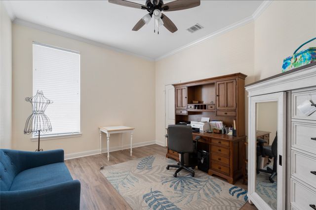 1071 E Oak Shores Drive, Cross Roads, TX 76227