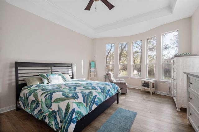 1071 E Oak Shores Drive, Cross Roads, TX 76227