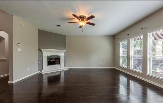 2535 Flycatcher Cove Drive, League City, TX 77573