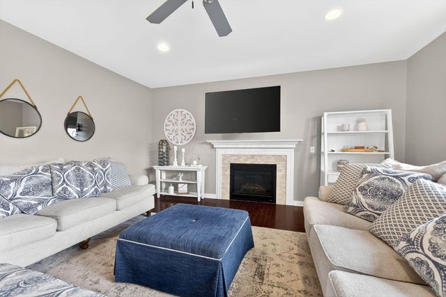 141 Kitdare Drive, Delaware, OH 43015