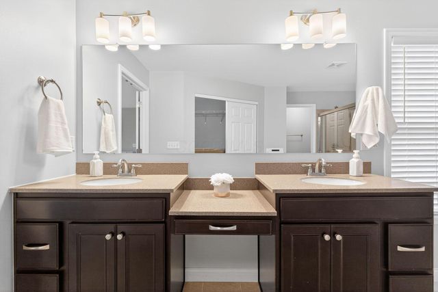 141 Kitdare Drive, Delaware, OH 43015