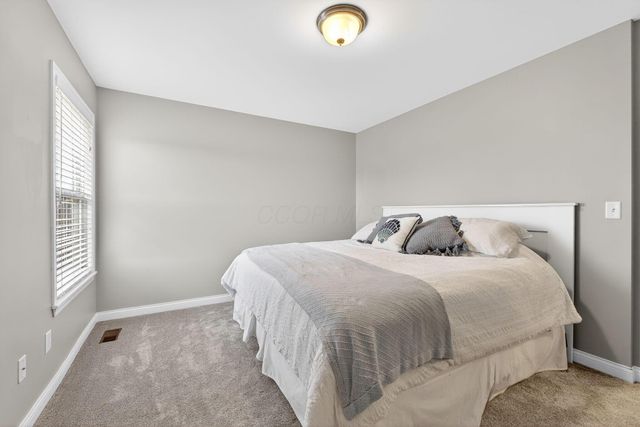 141 Kitdare Drive, Delaware, OH 43015