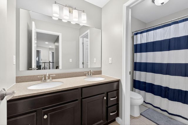 141 Kitdare Drive, Delaware, OH 43015