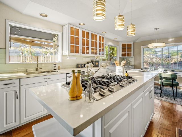 7737 N Ridge Dr, Citrus Heights, CA 95610