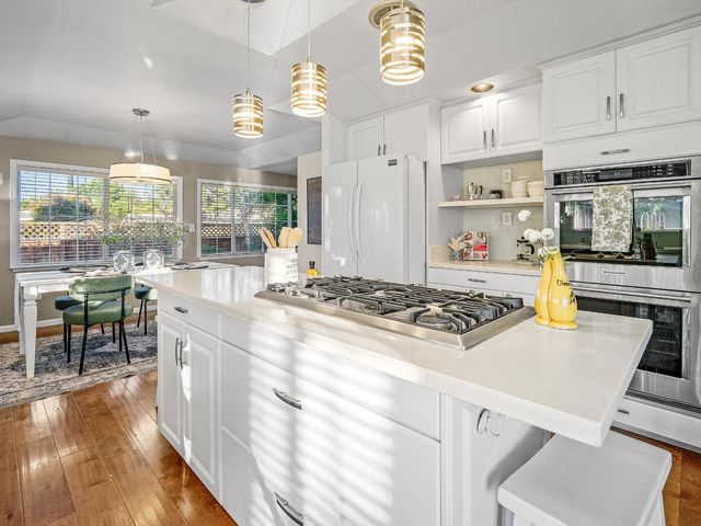 7737 N Ridge Dr, Citrus Heights, CA 95610
