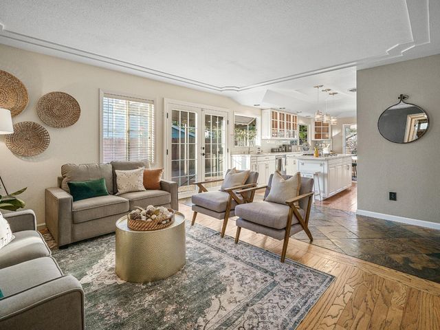 7737 N Ridge Dr, Citrus Heights, CA 95610