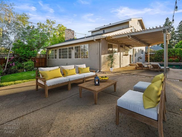 7737 N Ridge Dr, Citrus Heights, CA 95610