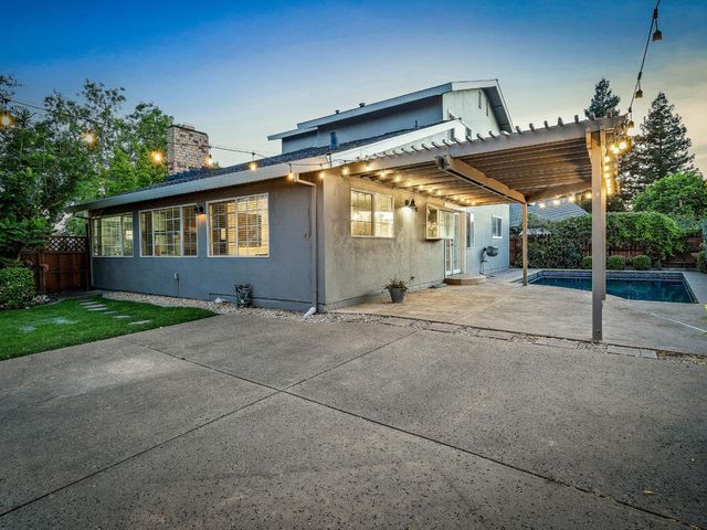 7737 N Ridge Dr, Citrus Heights, CA 95610