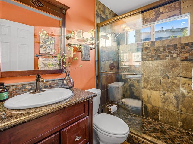 7737 N Ridge Dr, Citrus Heights, CA 95610