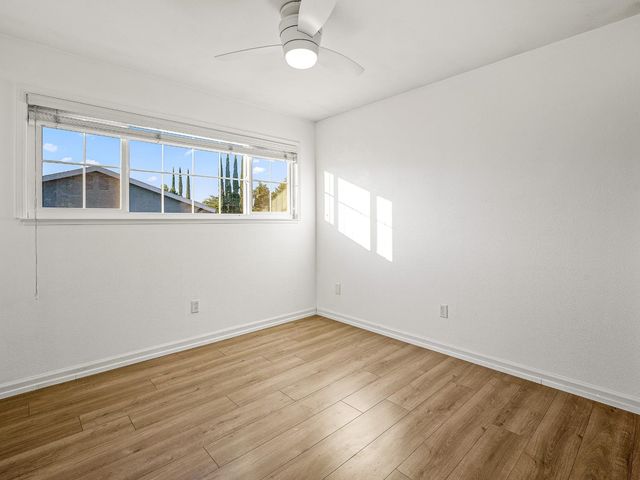 7737 N Ridge Dr, Citrus Heights, CA 95610