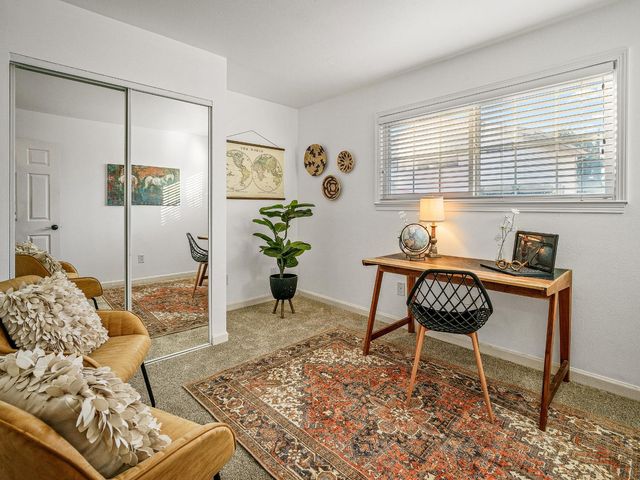 7737 N Ridge Dr, Citrus Heights, CA 95610