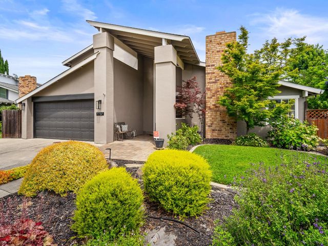 7737 N Ridge Dr, Citrus Heights, CA 95610