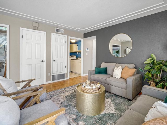 7737 N Ridge Dr, Citrus Heights, CA 95610