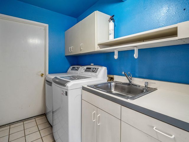 7737 N Ridge Dr, Citrus Heights, CA 95610