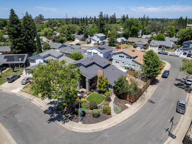 7737 N Ridge Dr, Citrus Heights, CA 95610