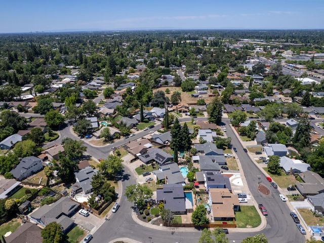 7737 N Ridge Dr, Citrus Heights, CA 95610