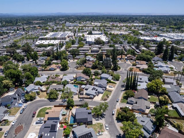 7737 N Ridge Dr, Citrus Heights, CA 95610