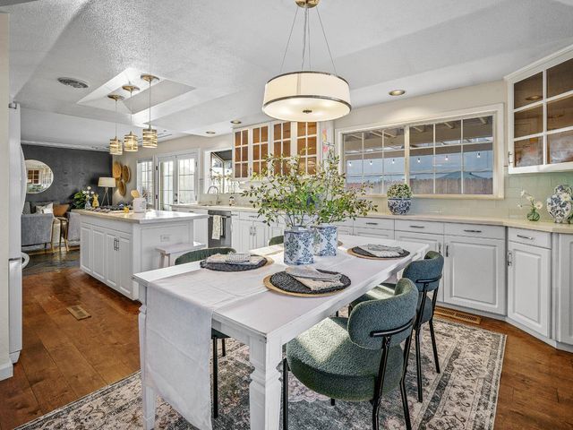 7737 N Ridge Dr, Citrus Heights, CA 95610