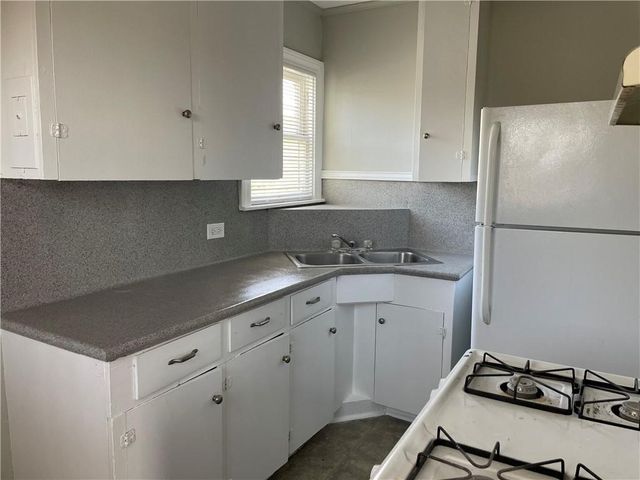 332 Rosebud Ave, Corpus Christi, TX 78404