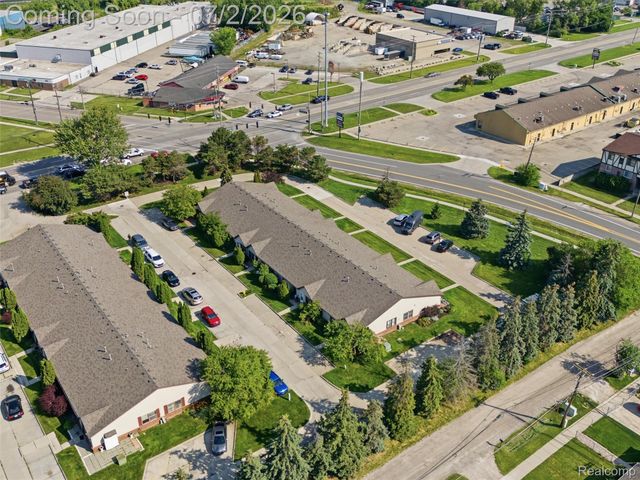 23648 Cottrell Street, Clinton Charter Township, MI 48035