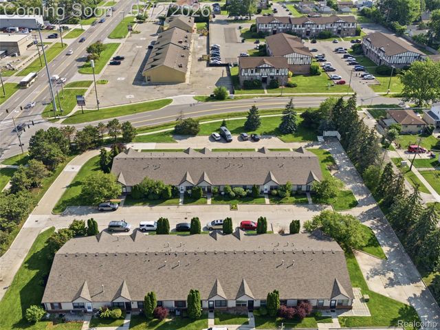 23648 Cottrell Street, Clinton Charter Township, MI 48035