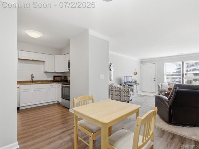 23648 Cottrell Street, Clinton Charter Township, MI 48035