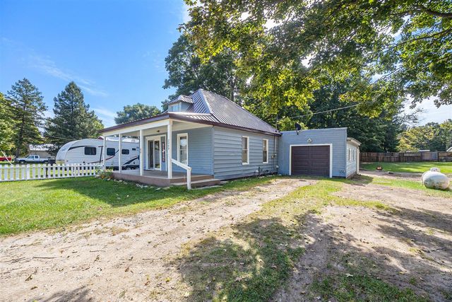 2249 E Ferry Street, Shelby, MI 49455