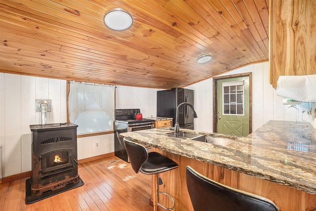 2249 E Ferry Street, Shelby, MI 49455
