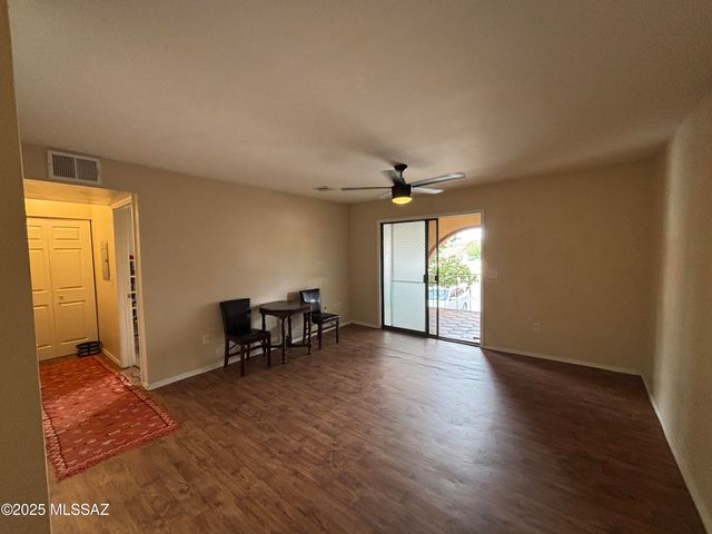 6301 N Barcelona Ct Unit 1006, Tucson, AZ 85704