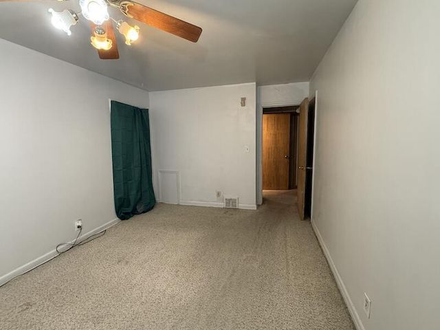 5249 N 33rd STREET, Milwaukee, WI 53209