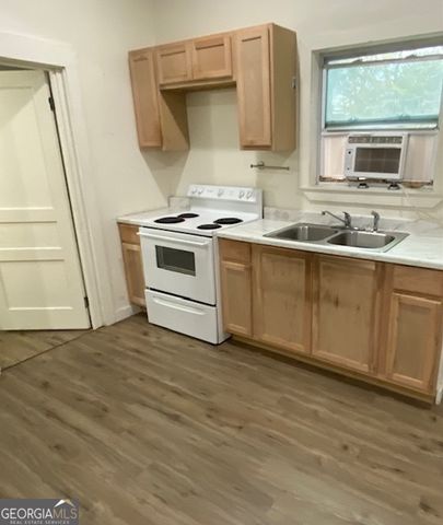 6114 Hopkins Street NE, Covington, GA 30014