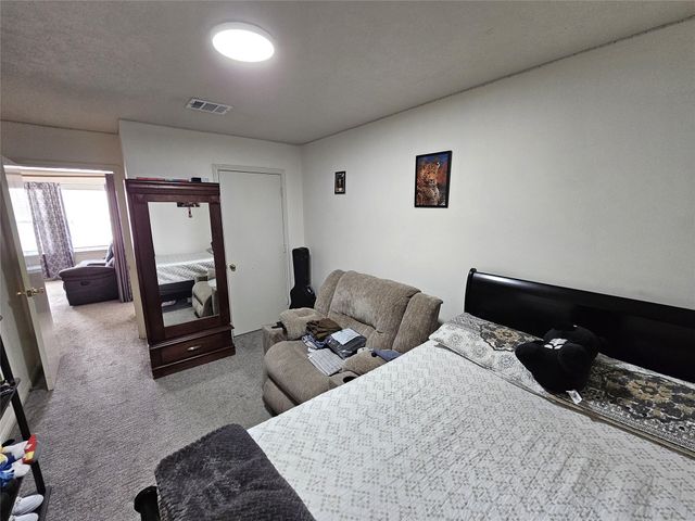 9118 Iron Springs Drive, Houston, TX 77034