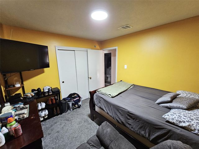 9118 Iron Springs Drive, Houston, TX 77034