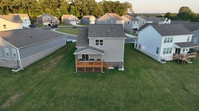 213 Tartan Dr, Clarksville, TN 37043
